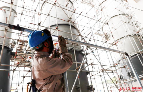 湖南石化環(huán)己酮技術(shù)升級(jí)項(xiàng)目步入設(shè)備安裝高峰期，同步強(qiáng)化維護(hù)與技術(shù)服務(wù)體系